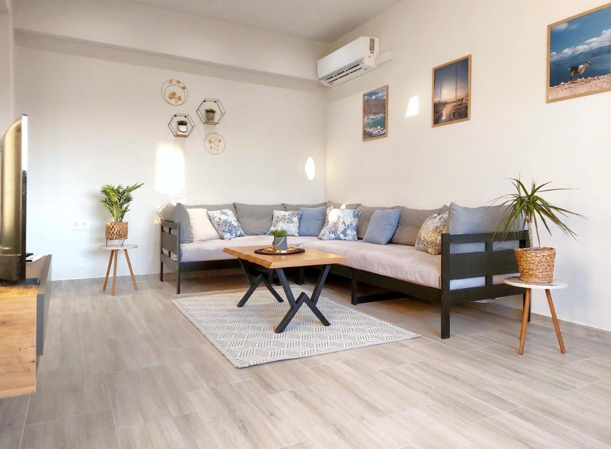 Holiday House Heraklion Deluxe Екстериор снимка