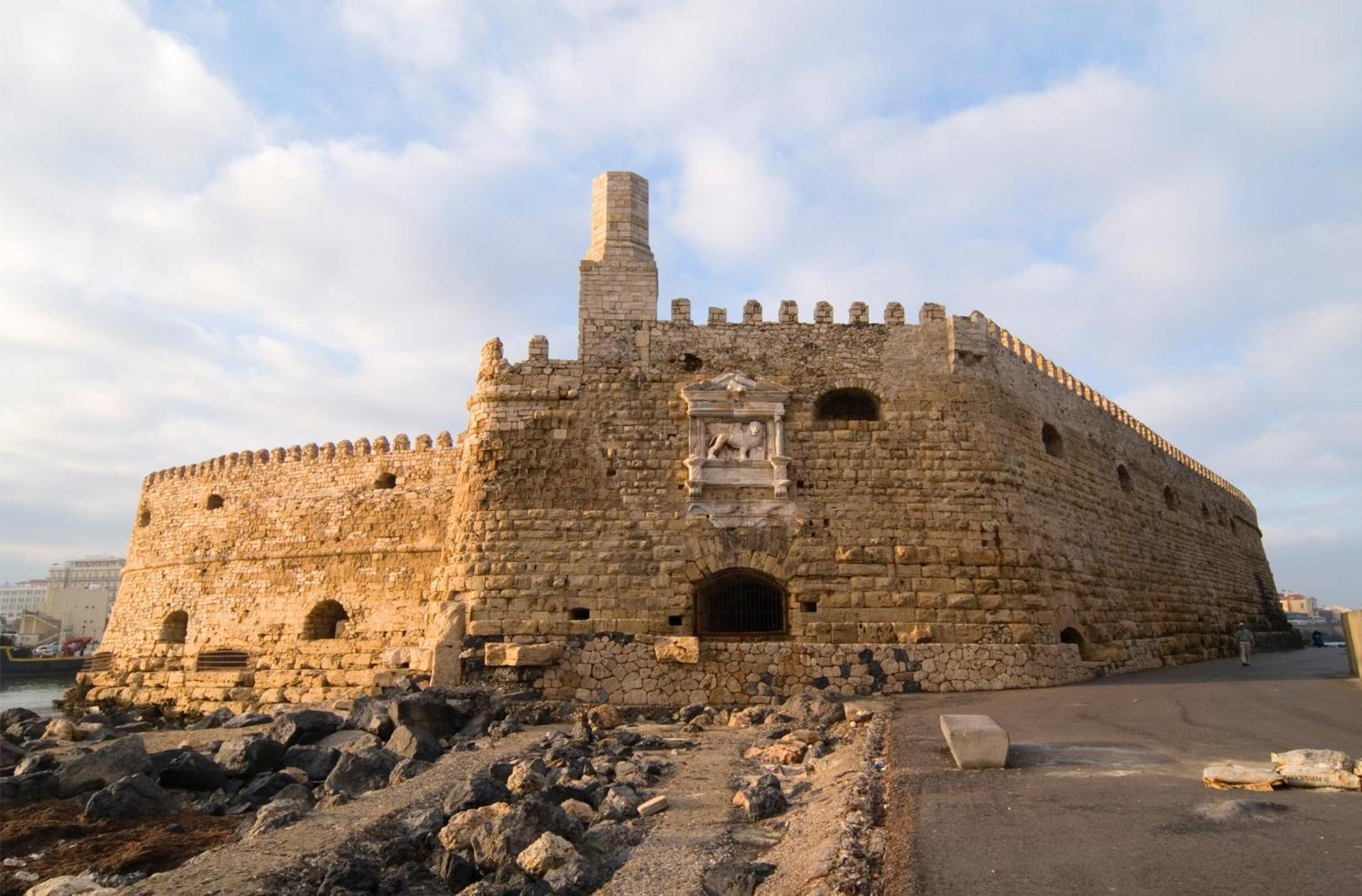 Holiday House Heraklion Deluxe Екстериор снимка